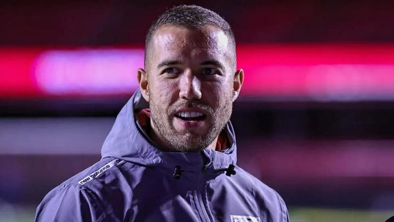 Técnico falou sobre expor atletas para o profissional (Foto: Fabio Giannelli/ Agif/Gazeta Press)