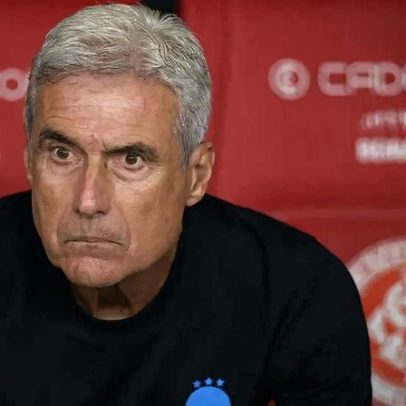 Técnico do Grêmio pede desculpas por frase preconceituosa