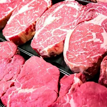 Nova pirâmide alimentar dos EUA tem gordura e proteína em excesso