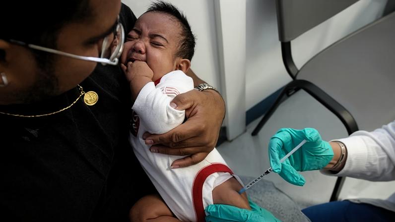 Vacinas contra RSV mostram benefício, enquanto Trump promove restrições