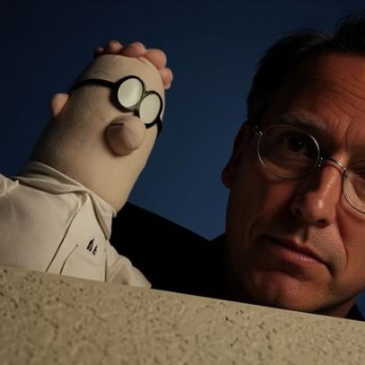 Scott Adams, criador de Dilbert e comentarista conservador, morre aos 68 anos
