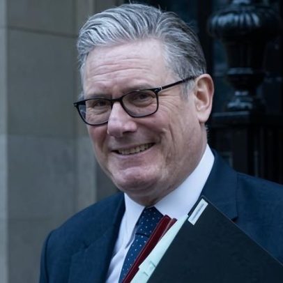 Keir Starmer nega que recuo em IDs digitais seja mais uma guinada