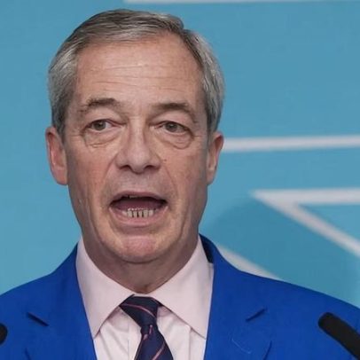 Nigel Farage reúne-se com ministros dos Emirados e busca doações em Dubai