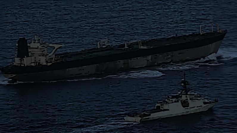 Petroleiros sancionados pelos EUA seguem pelo Canal da Mancha rumo à Rússia