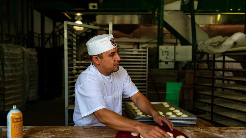 Aumento do custo do MEI exige atenção no setor de bares e restaurantes