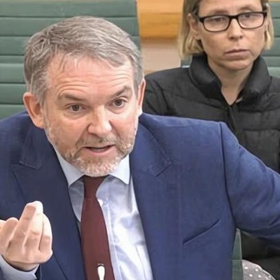 BBC nomeia Rhodri Talfan Davies como diretor-geral interino