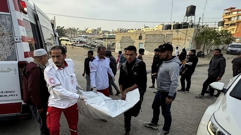 Pelo menos 13 mortos em ataques israelenses a Gaza, incluindo cinco crianças