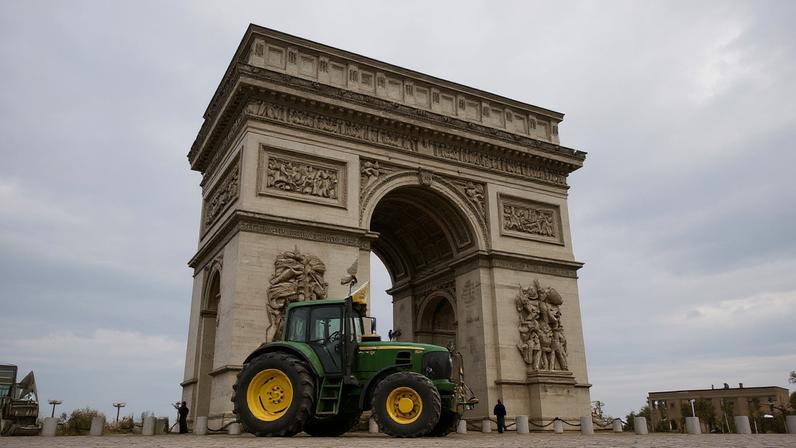 Agricultores franceses promovem protesto em Paris para frear acordo Mercosul