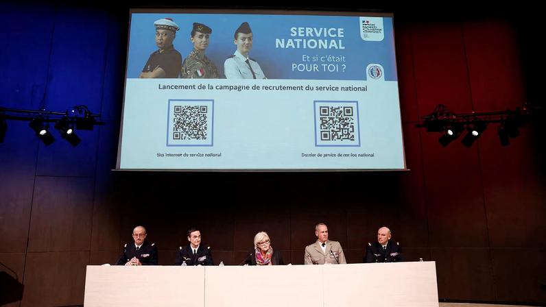 França lança campanha de recrutamento para novo serviço militar voluntário