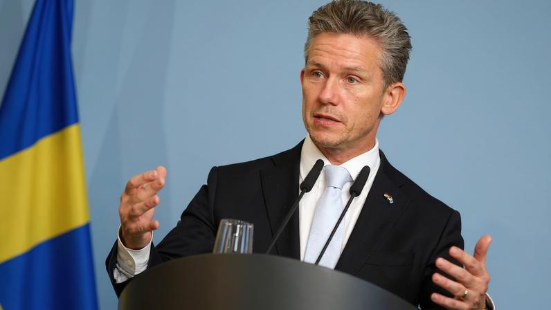 Suécia investe US$ 1,6 bi em defesa aérea