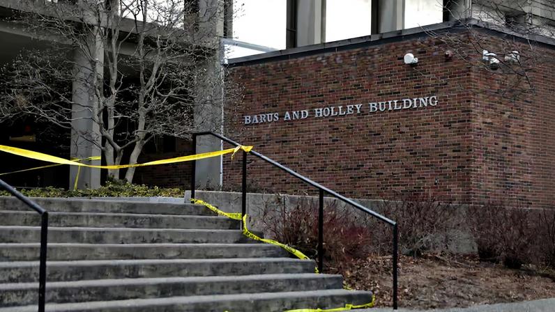 Gravações do suspeito do tiroteio na Brown University são consideradas confissão