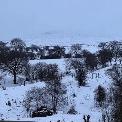 Milhares ficam sem energia após tempestade Goretti e neve