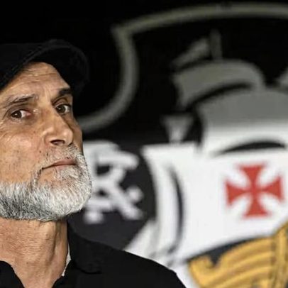 Ex-Vasco Álvaro Pacheco é anunciado em vídeo com boina