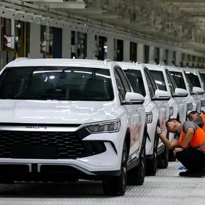 BYD ultrapassa a Tesla e torna-se a maior vendedora mundial de carros elétricos