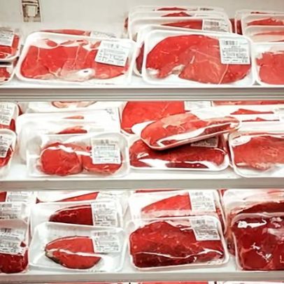 Uso de antibióticos na produção de carne dos EUA sobe 16% em 2024