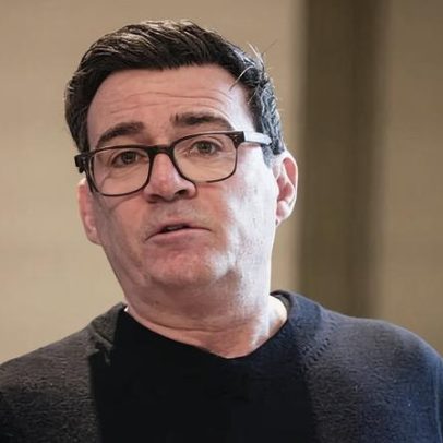 Andy Burnham: informantes em Westminster não têm licença para mentir