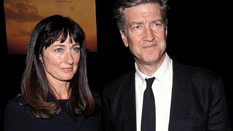 David Lynch in 1999 with Mary Sweeney at the premiere of The Straight Story, which she wrote.