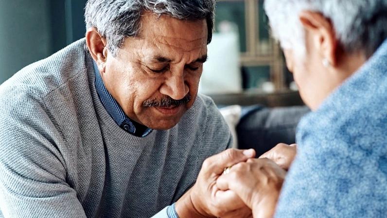 6 Ways to Pray for Your Grandchildren's Future