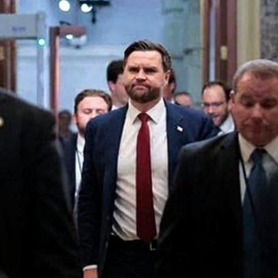 Senado dos EUA rejeita resolução que limitava ações de Trump na Venezuela