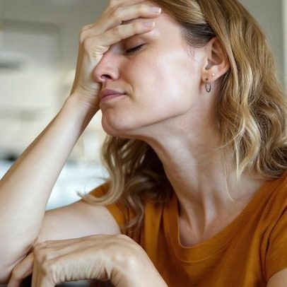 Mulheres vítimas de abuso, foco em apoio e proteção