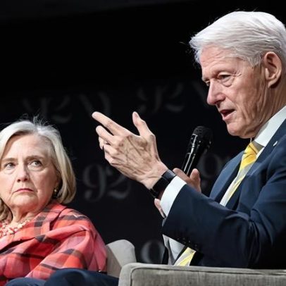 Inquérito Epstein: comissão republicana avança para considerar desacato contra Clintons