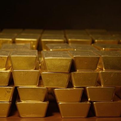 Ouro e prata atingem recordes com reação de mercados a tarifas de Trump