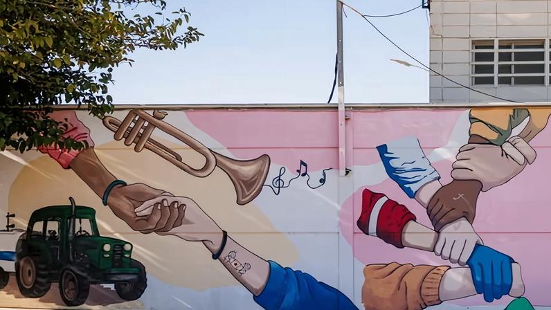 A mural in the town of Albacete, Spain, where the mayor and municipal groups are among those calling for migrants’ position to be legalised.