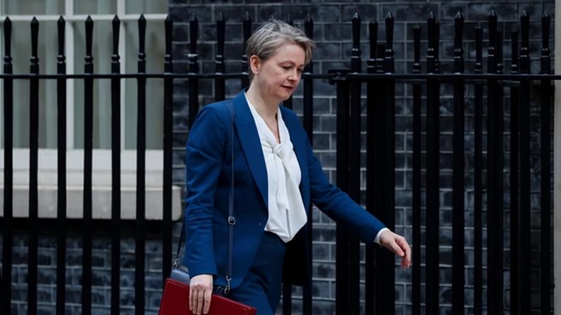 Yvette Cooper has faced criticism from all sides of the political spectrum over her response to Trump’s raid in Venezuela.
