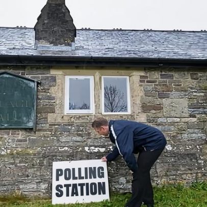 Eleições locais em 29 áreas da Inglaterra serão adiadas