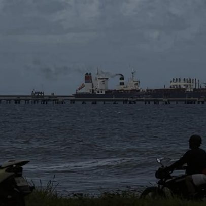 EUA monitoram navio-tanque perto da Irlanda em ação contra petróleo venezuelano