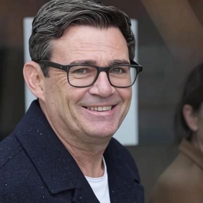 Burnham fica fora de eleição para ajudar Labour, diz secretário