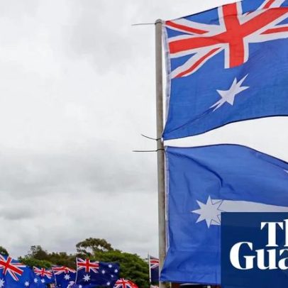 Acusado por comentários alinhados à ideologia neo-nazi em marcha anti-imigração em Sydney