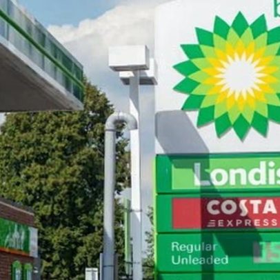 BP prevê impacto de até US$5 bilhões em energia verde ao retomar foco em fósseis