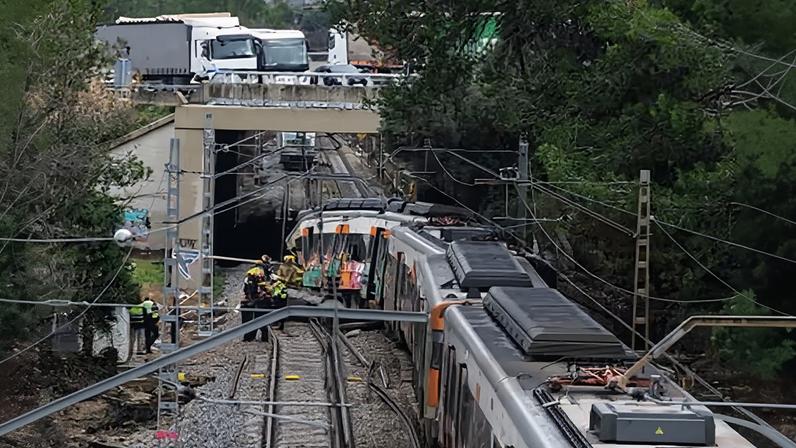 A train derailment in Gelida has further increased attention on Spain’s transport infrastructure.