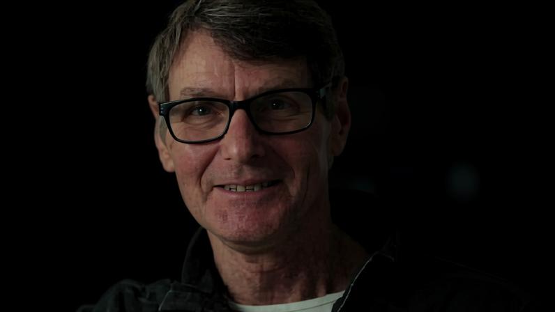 Homem morre ao tentar salvar duas pessoas no mar perigoso