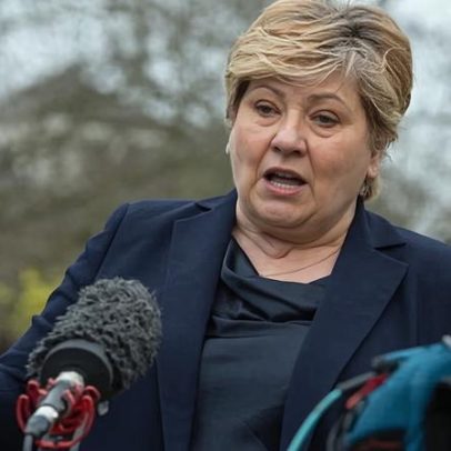 Ataque à Venezuela pode encorajar China e Rússia, diz Emily Thornberry