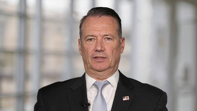 Todd Lyons at the White House on 3 November 2025.