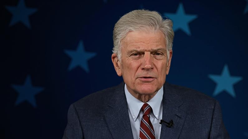 Franklin Graham em entrevista à Fox News: “A América está se afastando tanto de Deus e de Sua verdade” (Captura de tela/YouTube/Fox News)