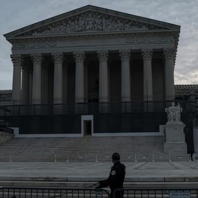 Suprema Corte dos EUA analisa recurso contra lei de armas do Havaí