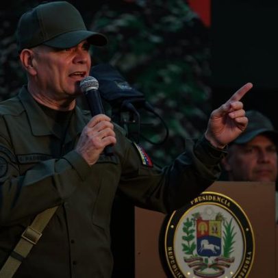 Ministro da Defesa da Venezuela confirma que EUA matou parte da escolta de Maduro