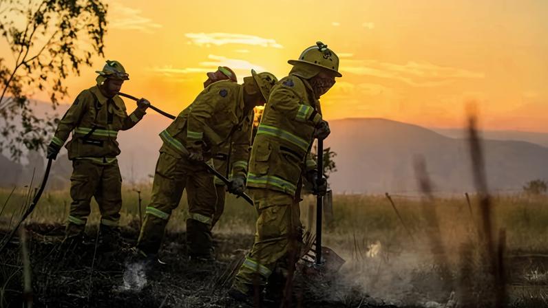Casas de bombeiros voluntários entre 350 estruturas perdidas na Victoria