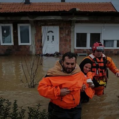 Inundações no Kosovo prendem pessoas em casa e reduzem abastecimento de água