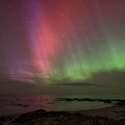 Aurora austral ilumina o céu da Austrália enquanto tempestade solar é monitorada
