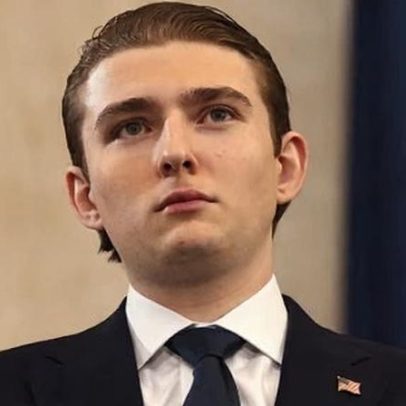 Acusado de estupro nega irritação com ligação de Barron Trump, diz tribunal