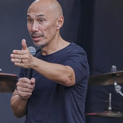 Francis Chan afirma que parar de ir às nações gera conforto excessivo no The Send