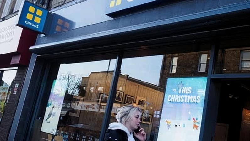 Greggs aumenta preço do sausage roll em 5p para £1,35