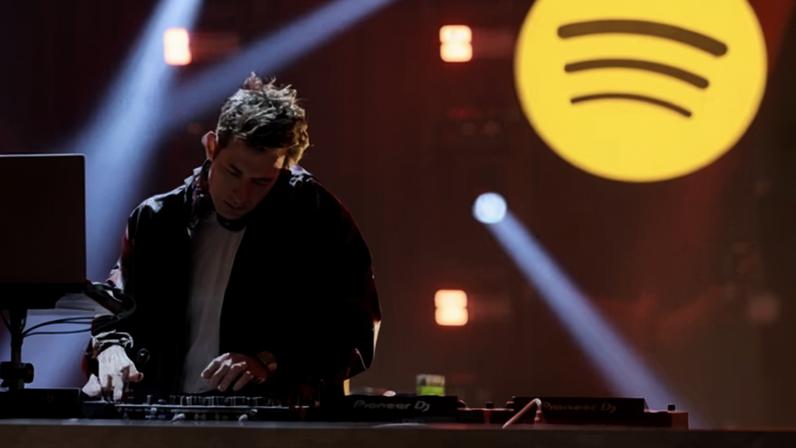 Mark Ronson DJing at the Hollywood Reporter and Spotify’s Golden Week nominees night in West Hollywood, 8 January 2026.