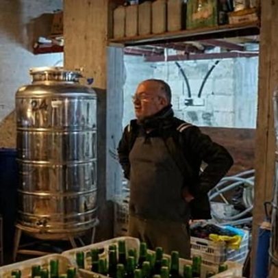 Negócios sírios enfrentam dificuldades no pós-Assad, entre turismo e vinho