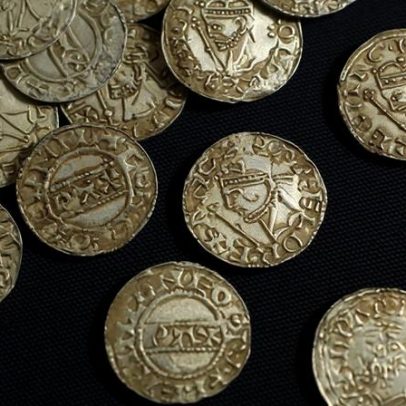 Moedas de Haroldo II de 1066 e artefatos romanos: tesouros no Reino Unido