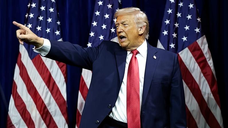 Trump diz que força militar é sempre opção para Groenlândia